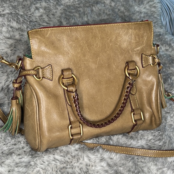 Beautiful Authentic Dooney & Bourke Purse - Picture 2 of 8